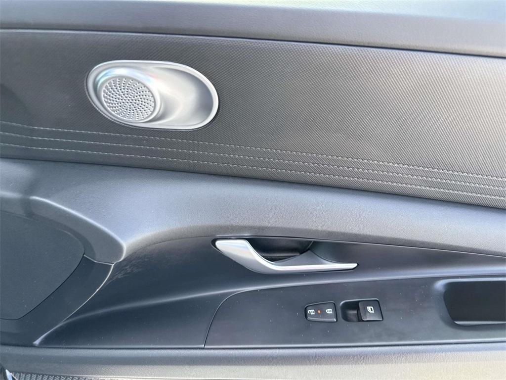 used 2025 Hyundai Elantra car, priced at $20,995