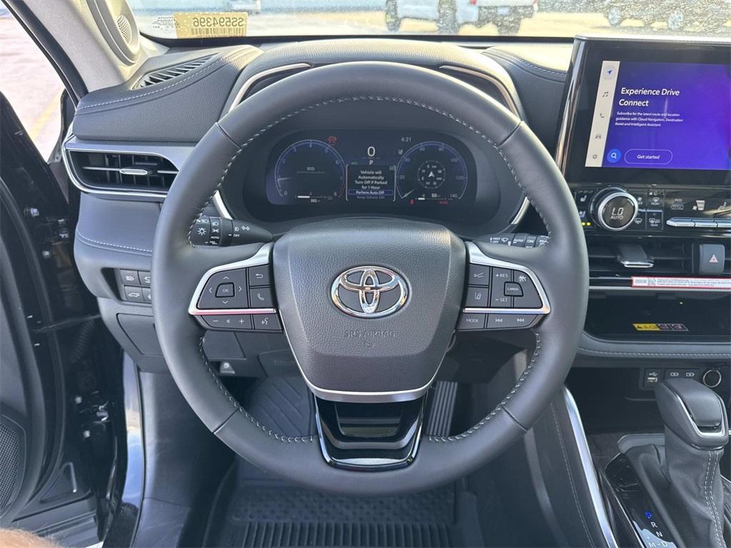 new 2025 Toyota Highlander car, priced at $56,189