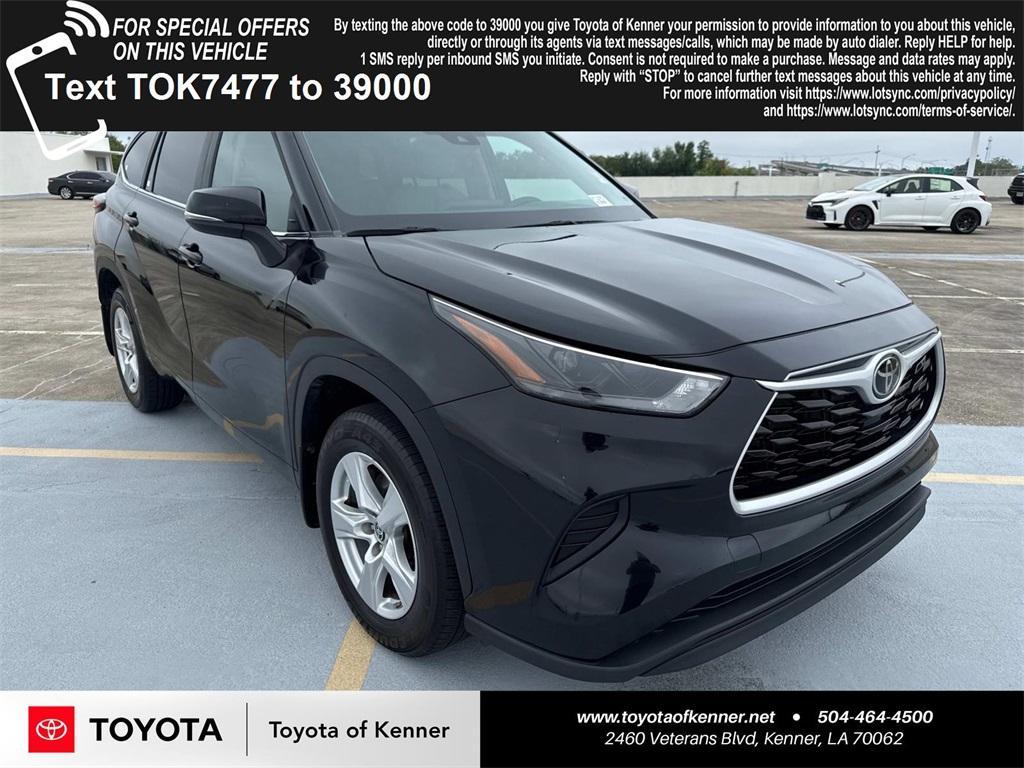 used 2023 Toyota Highlander car, priced at $34,495