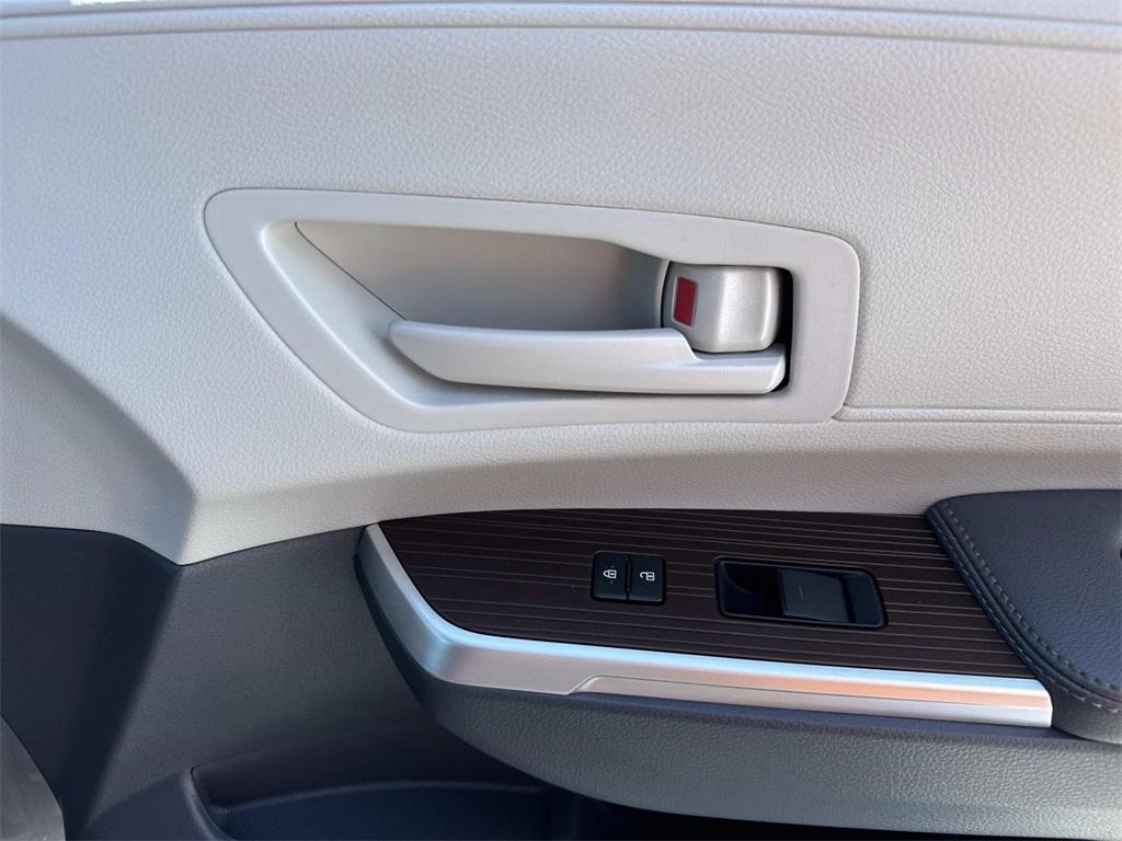 used 2024 Toyota Sienna car, priced at $41,995