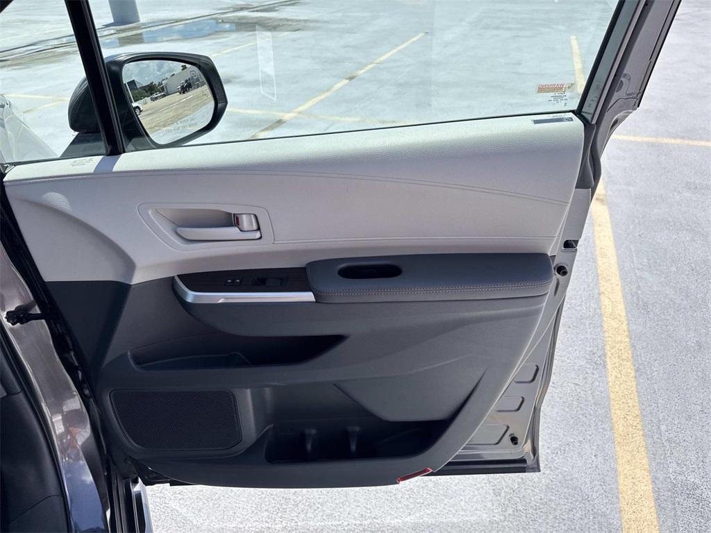 used 2024 Toyota Sienna car, priced at $41,995