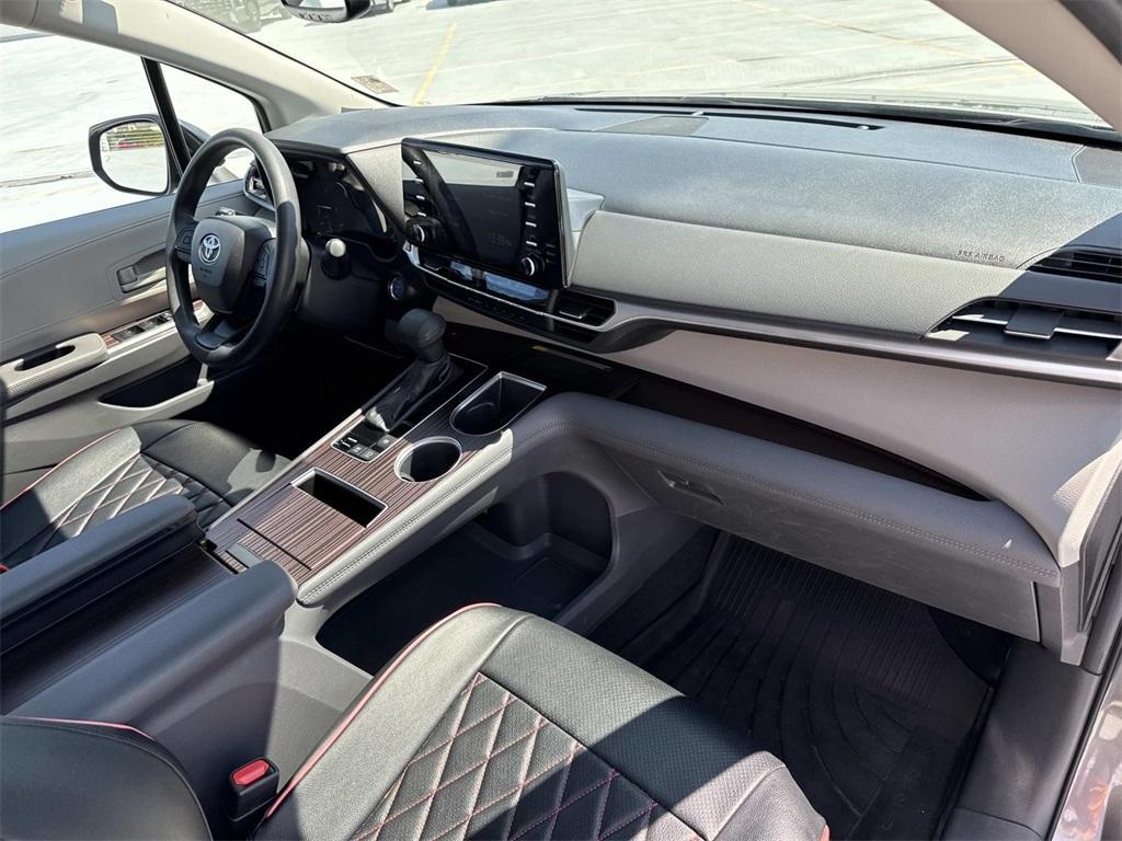 used 2024 Toyota Sienna car, priced at $41,995