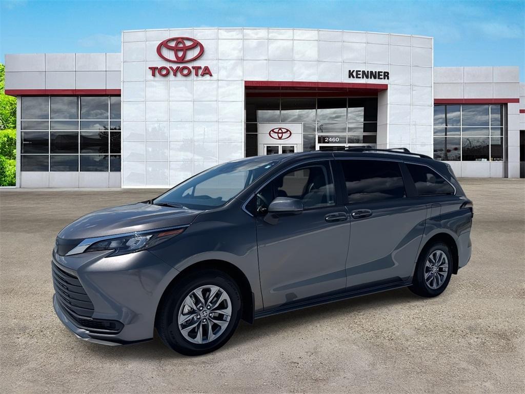 used 2024 Toyota Sienna car, priced at $41,995