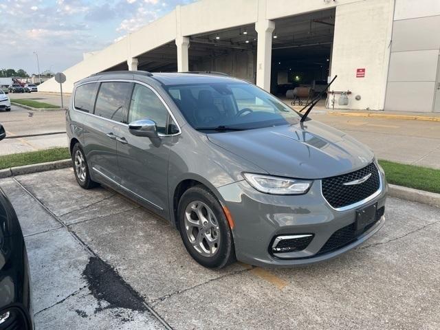 used 2022 Chrysler Pacifica car, priced at $28,995