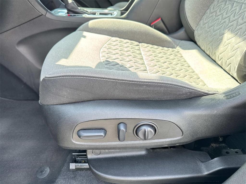 used 2022 Chevrolet Equinox car, priced at $21,495
