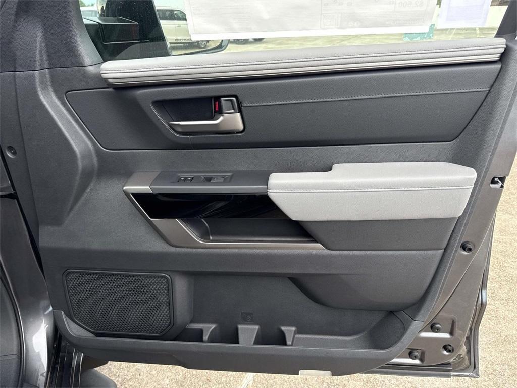 new 2026 Toyota Tundra Hybrid car