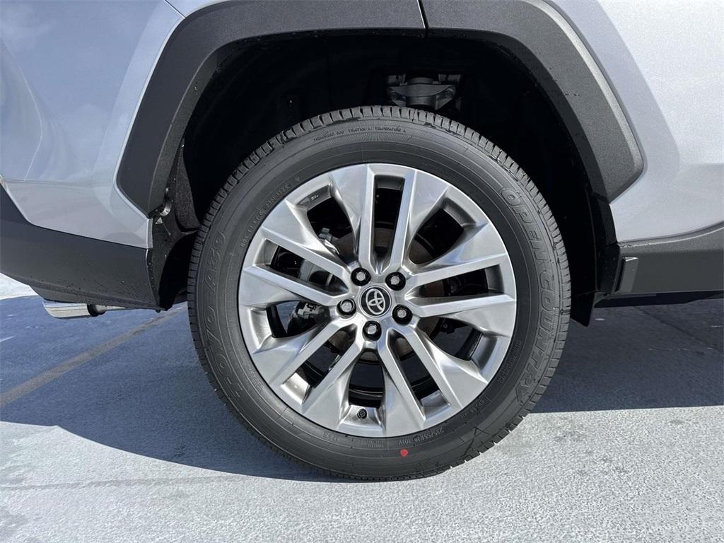 new 2025 Toyota RAV4 car, priced at $40,113