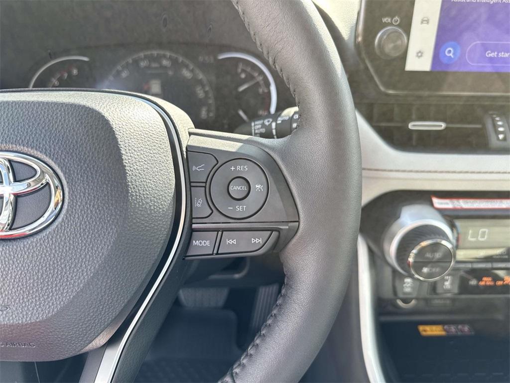 new 2025 Toyota RAV4 car, priced at $40,113