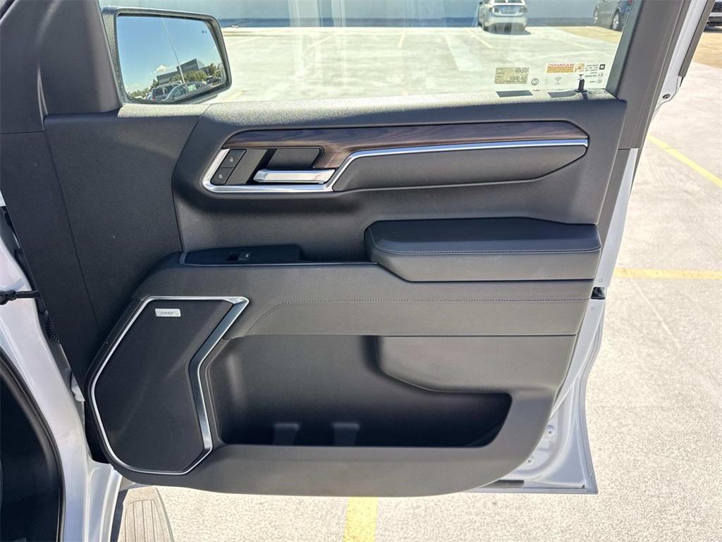 used 2023 GMC Sierra 1500 car, priced at $44,895