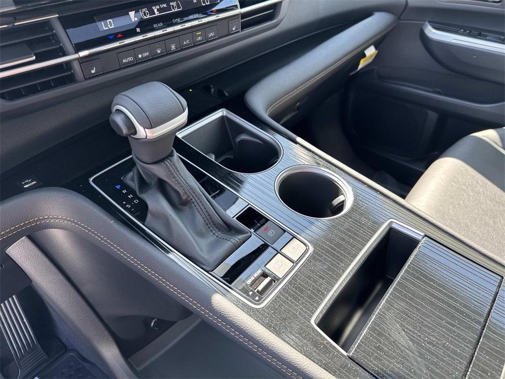 new 2025 Toyota Sienna car, priced at $52,819