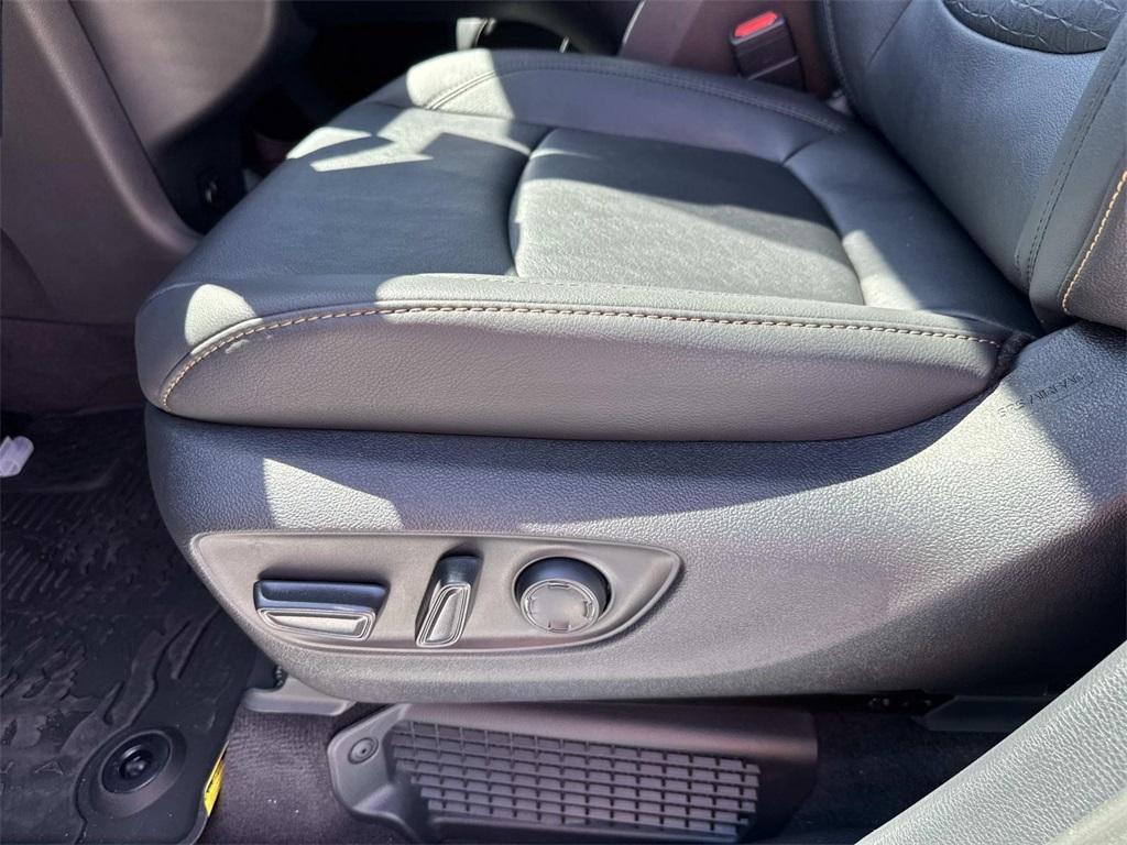 new 2025 Toyota Sienna car, priced at $52,819