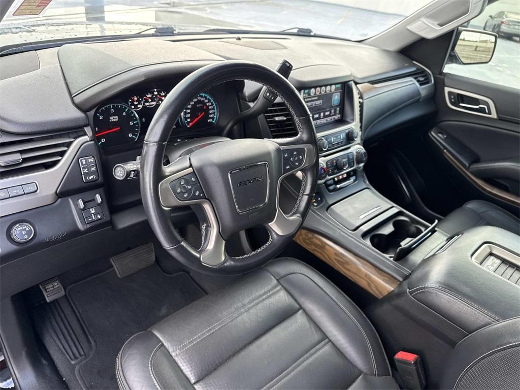 used 2019 GMC Yukon car, priced at $30,899