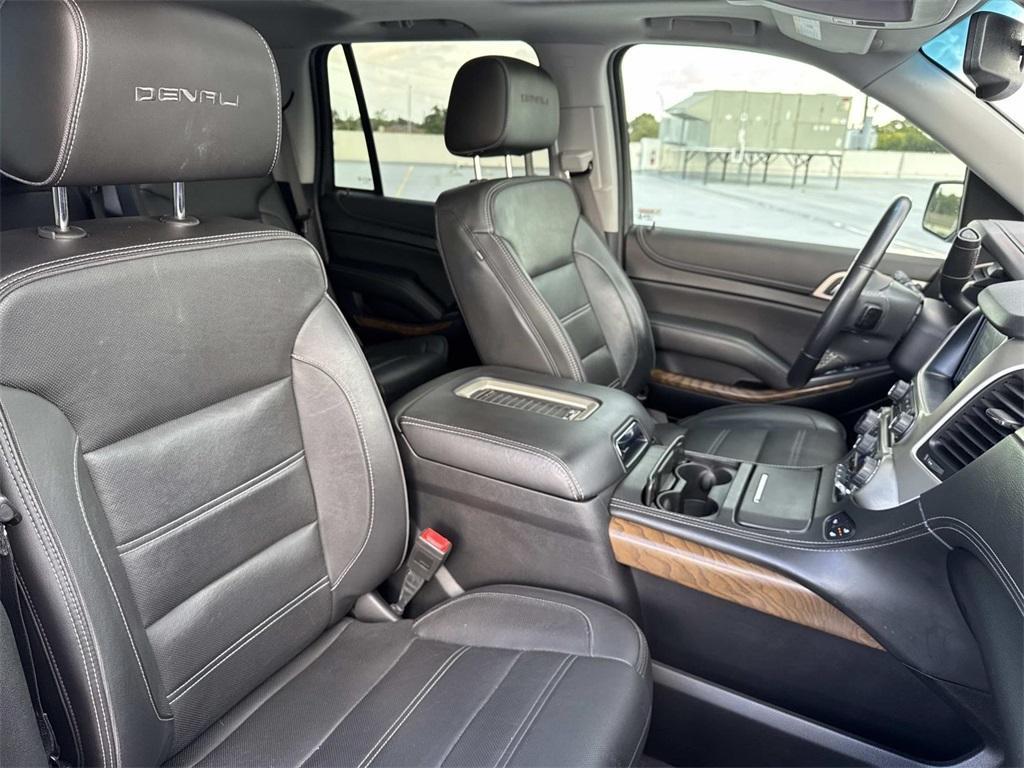used 2019 GMC Yukon car, priced at $30,899