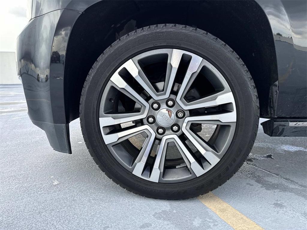 used 2019 GMC Yukon car, priced at $30,899