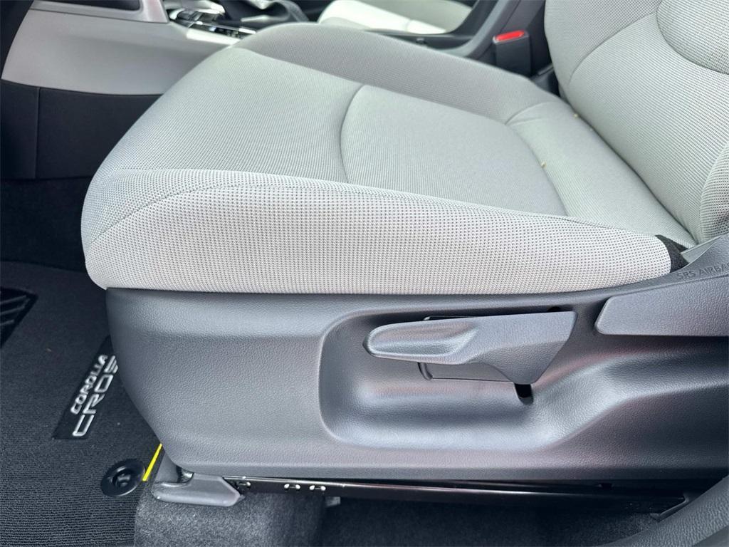 new 2025 Toyota Corolla Cross car, priced at $26,277