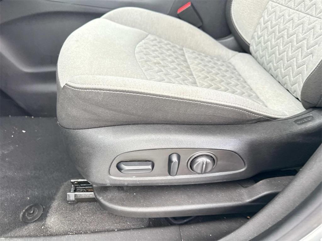 used 2023 Chevrolet Equinox car, priced at $22,995