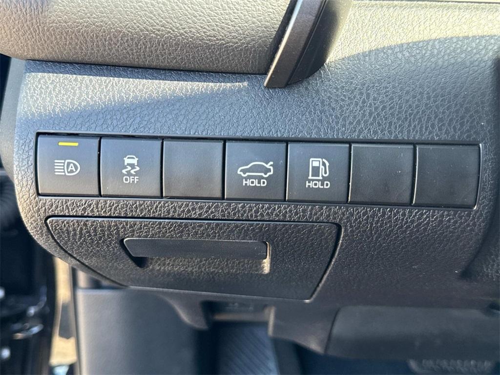 used 2020 Toyota Camry Hybrid car, priced at $22,699