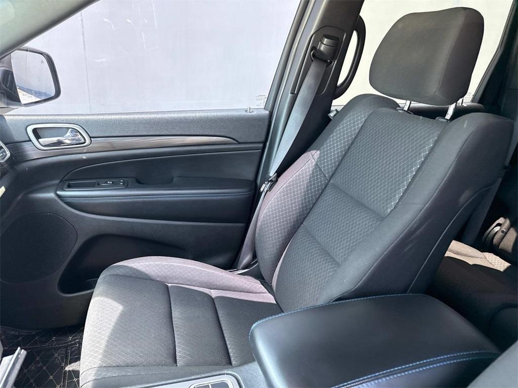 used 2020 Jeep Grand Cherokee car, priced at $23,395
