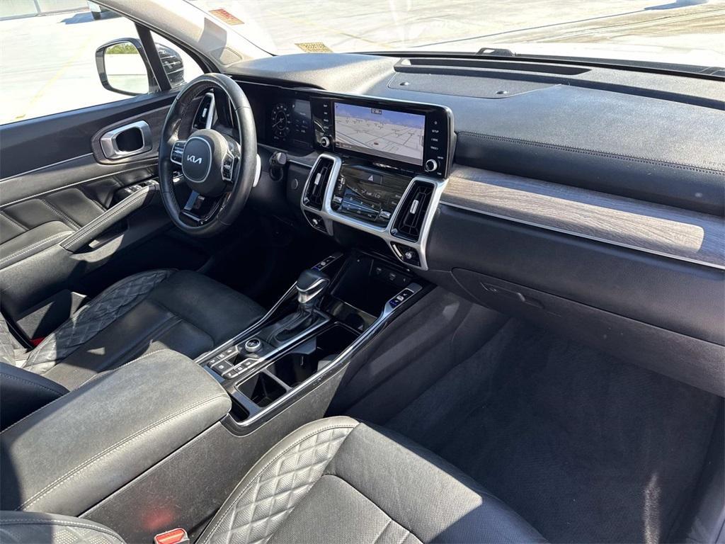 used 2022 Kia Sorento car, priced at $28,995