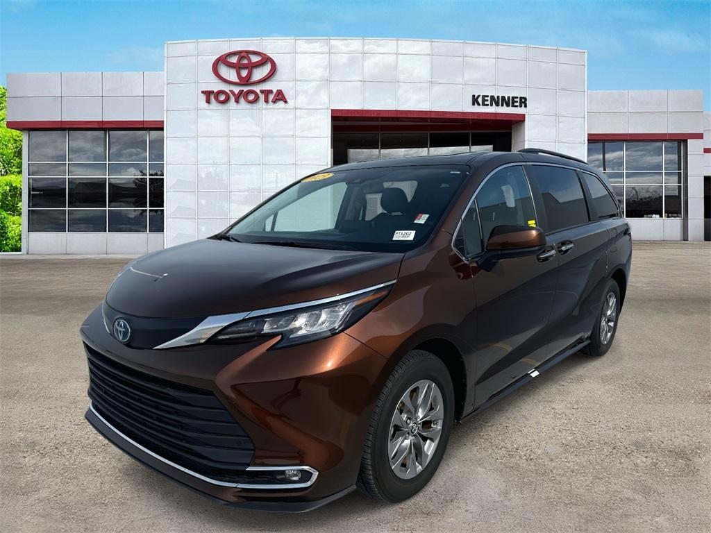 used 2023 Toyota Sienna car, priced at $40,495