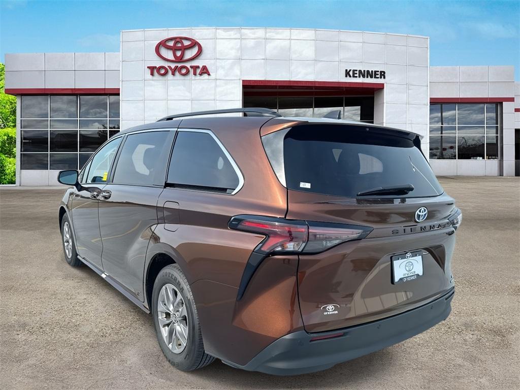 used 2023 Toyota Sienna car, priced at $40,495