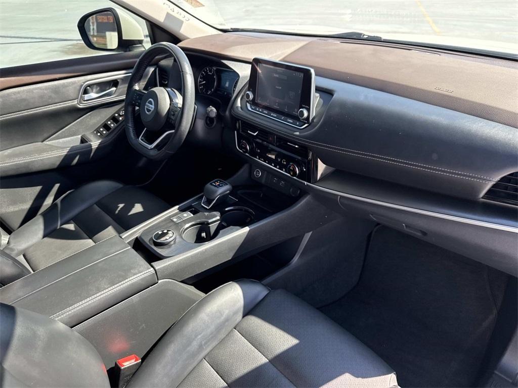 used 2021 Nissan Rogue car, priced at $22,363