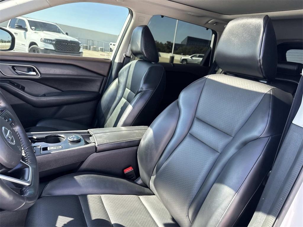 used 2021 Nissan Rogue car, priced at $22,363