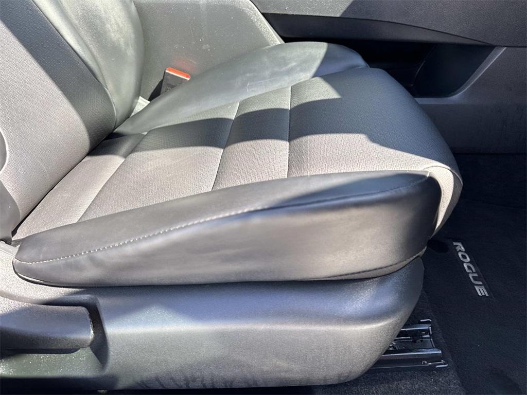 used 2021 Nissan Rogue car, priced at $22,363