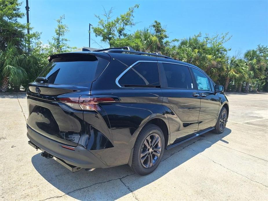 new 2024 Toyota Sienna car, priced at $53,805