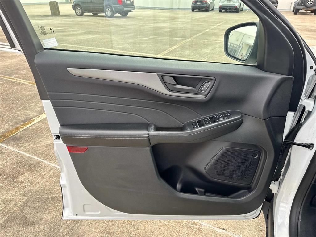 used 2023 Ford Escape car, priced at $21,116