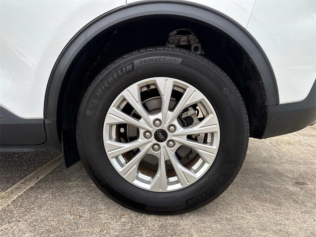 used 2023 Ford Escape car, priced at $21,116