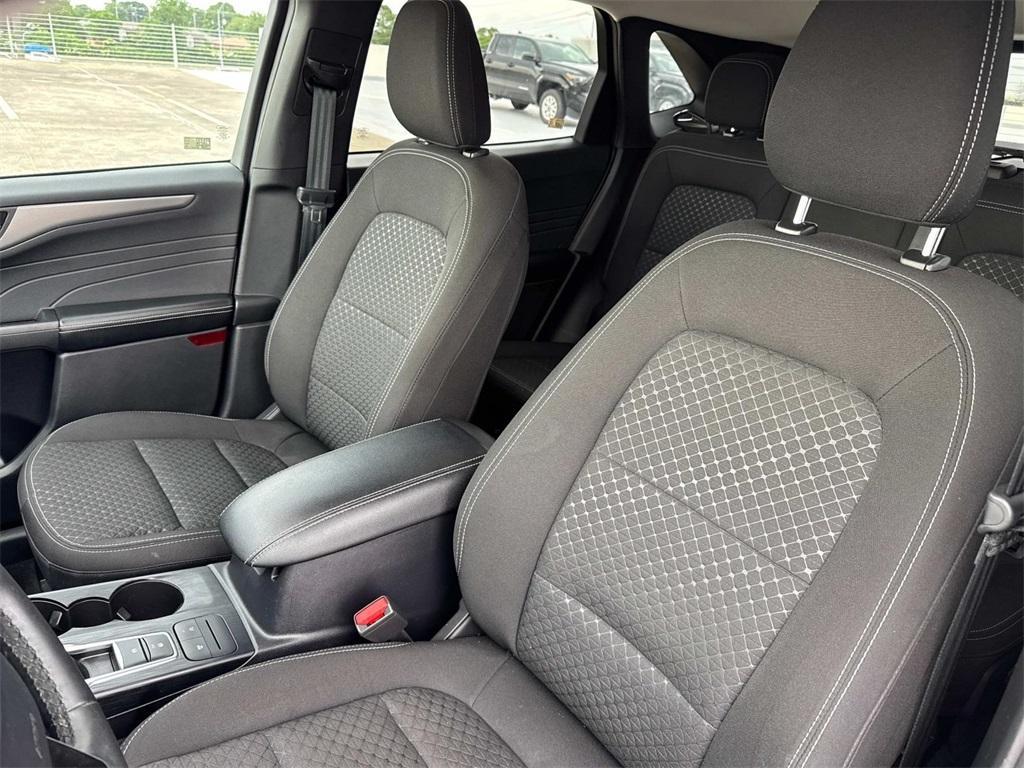used 2023 Ford Escape car, priced at $21,116