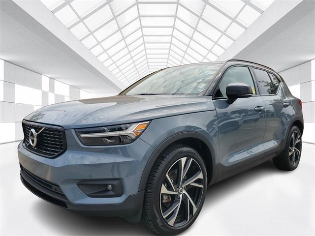 used 2020 Volvo XC40 car, priced at $26,395