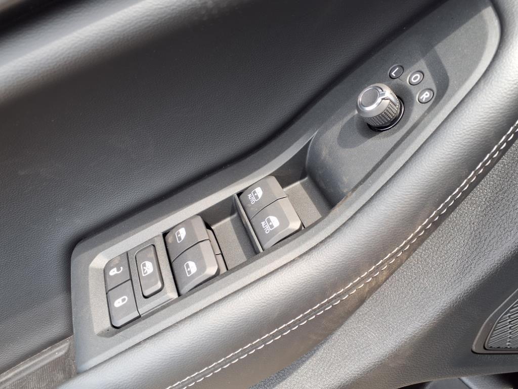 new 2025 Jeep Grand Cherokee car, priced at $43,228