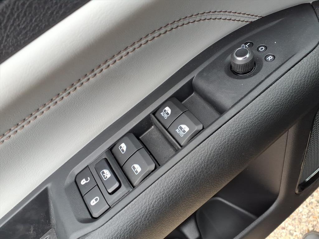 new 2026 Jeep Compass car, priced at $33,921