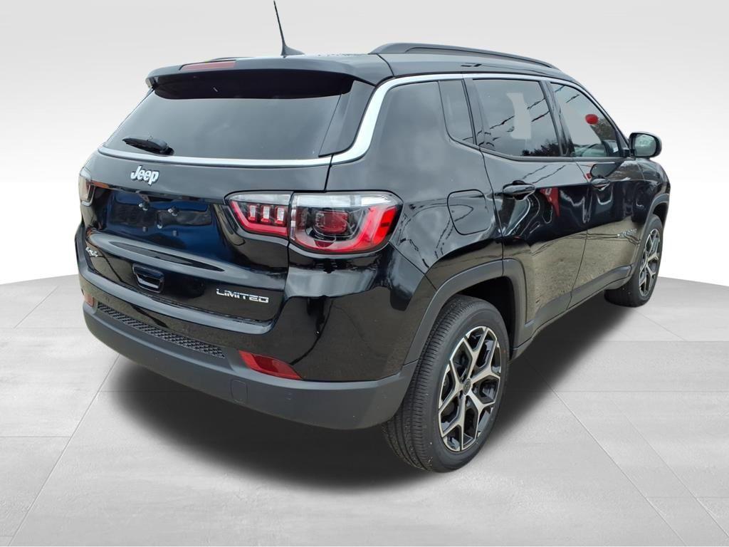 new 2026 Jeep Compass car, priced at $33,921