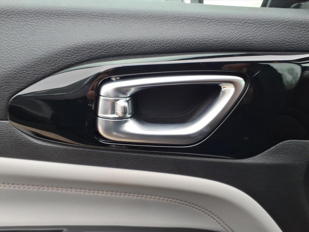 new 2026 Jeep Compass car, priced at $33,921