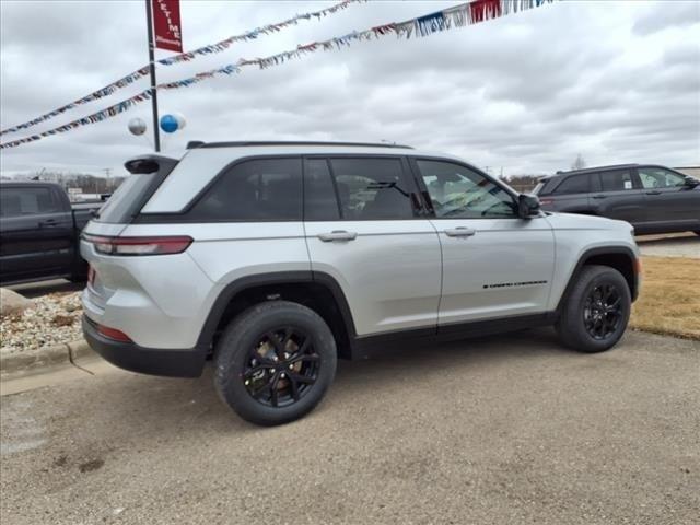 new 2025 Jeep Grand Cherokee car, priced at $45,383