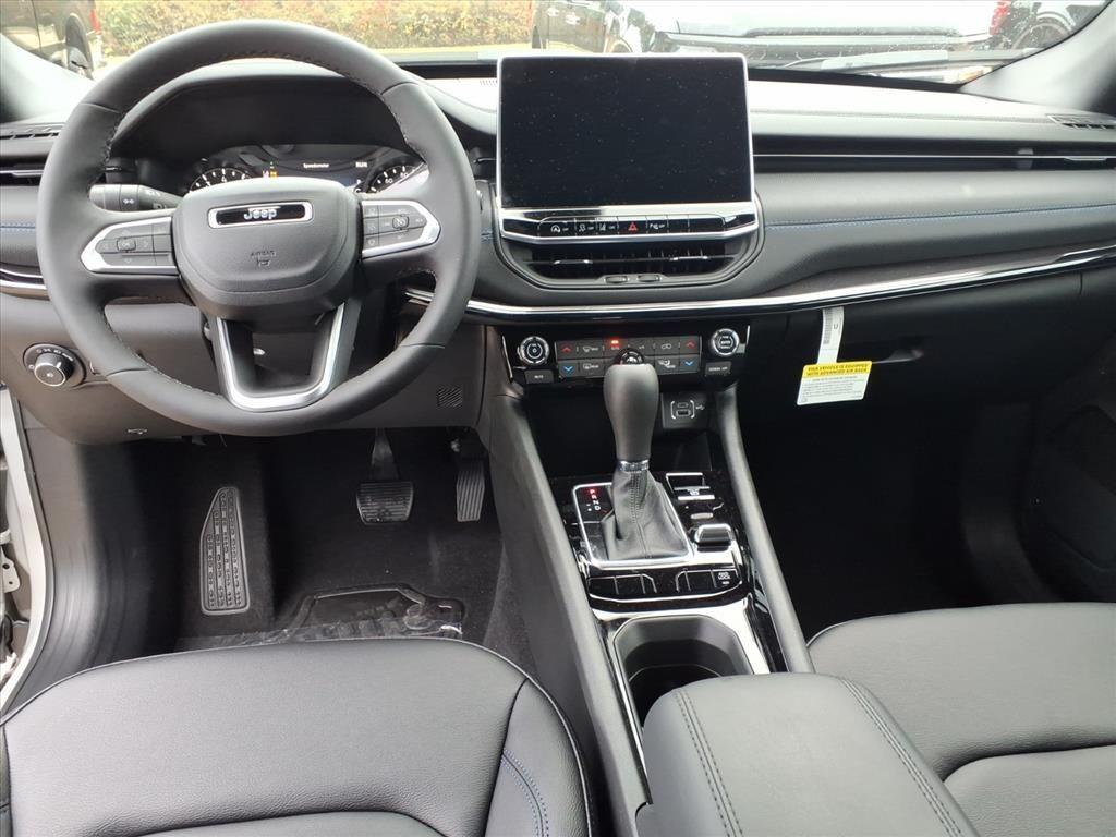 new 2026 Jeep Compass car, priced at $36,781