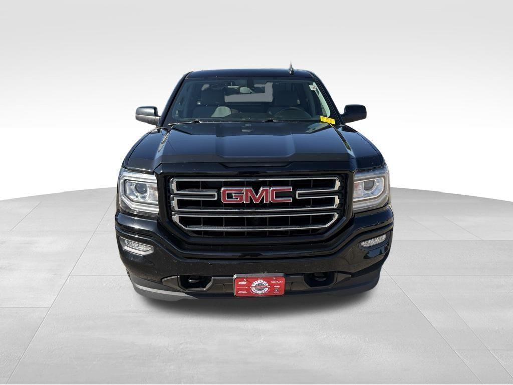 used 2018 GMC Sierra 1500 car, priced at $21,995