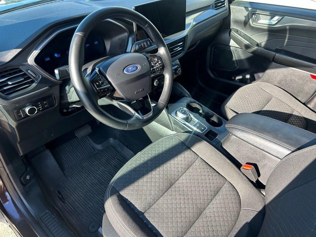 used 2023 Ford Escape car, priced at $25,425