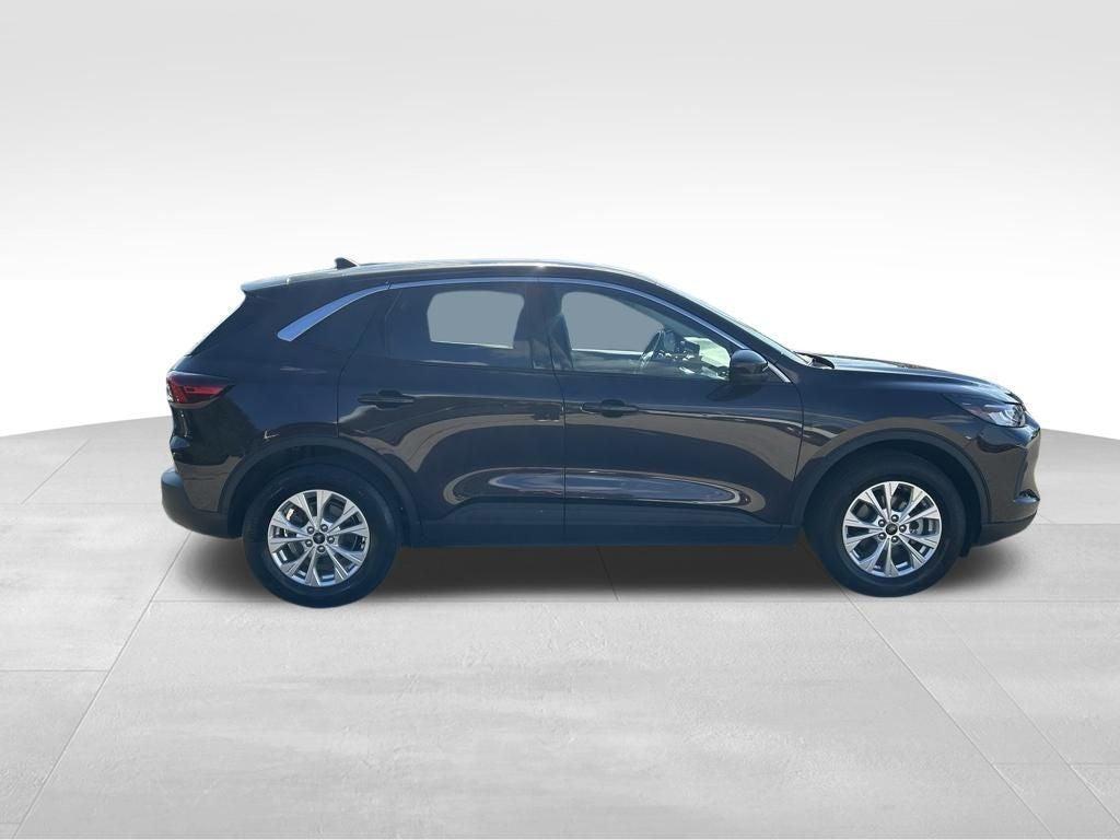 used 2023 Ford Escape car, priced at $25,425