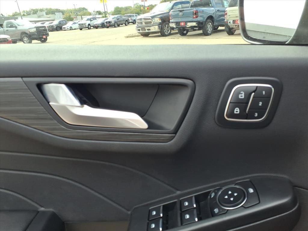 new 2025 Ford Escape car, priced at $38,341