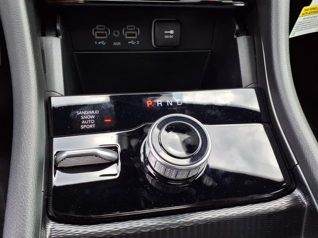 new 2025 Jeep Grand Cherokee car, priced at $49,701