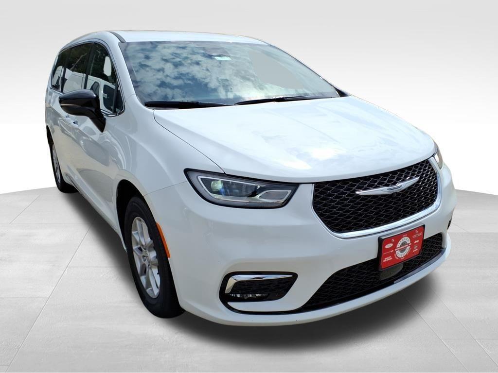 new 2026 Chrysler Pacifica car, priced at $41,339