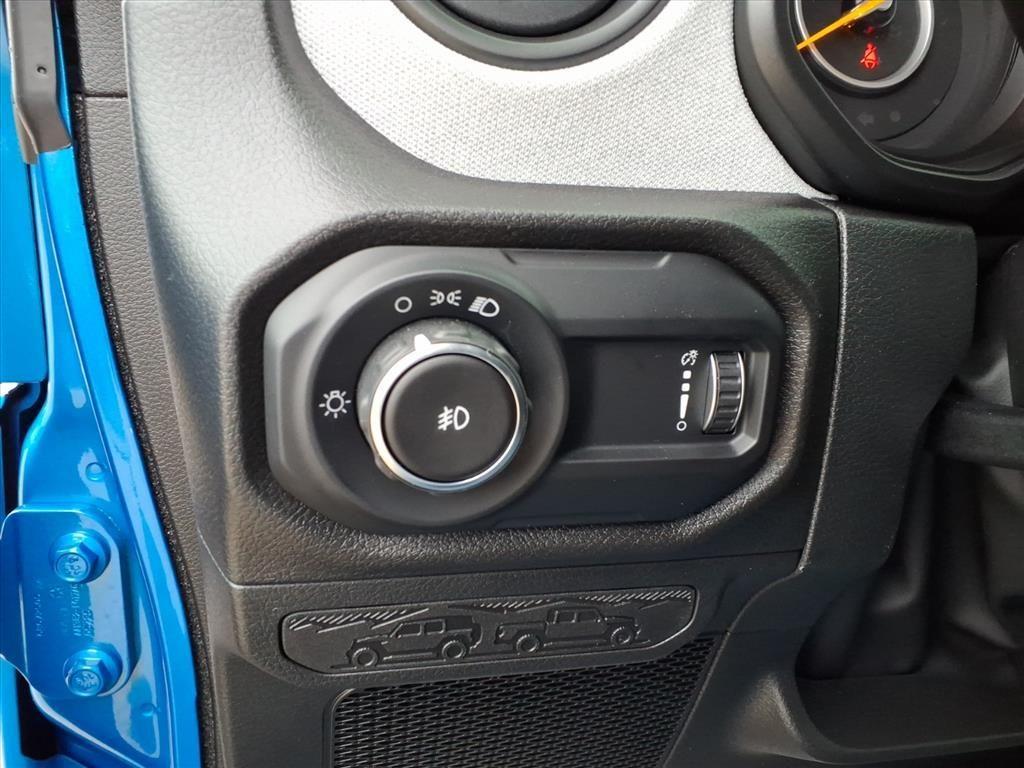 new 2026 Jeep Wrangler car, priced at $38,667