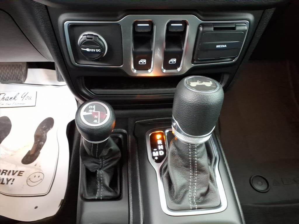 new 2026 Jeep Wrangler car, priced at $38,667