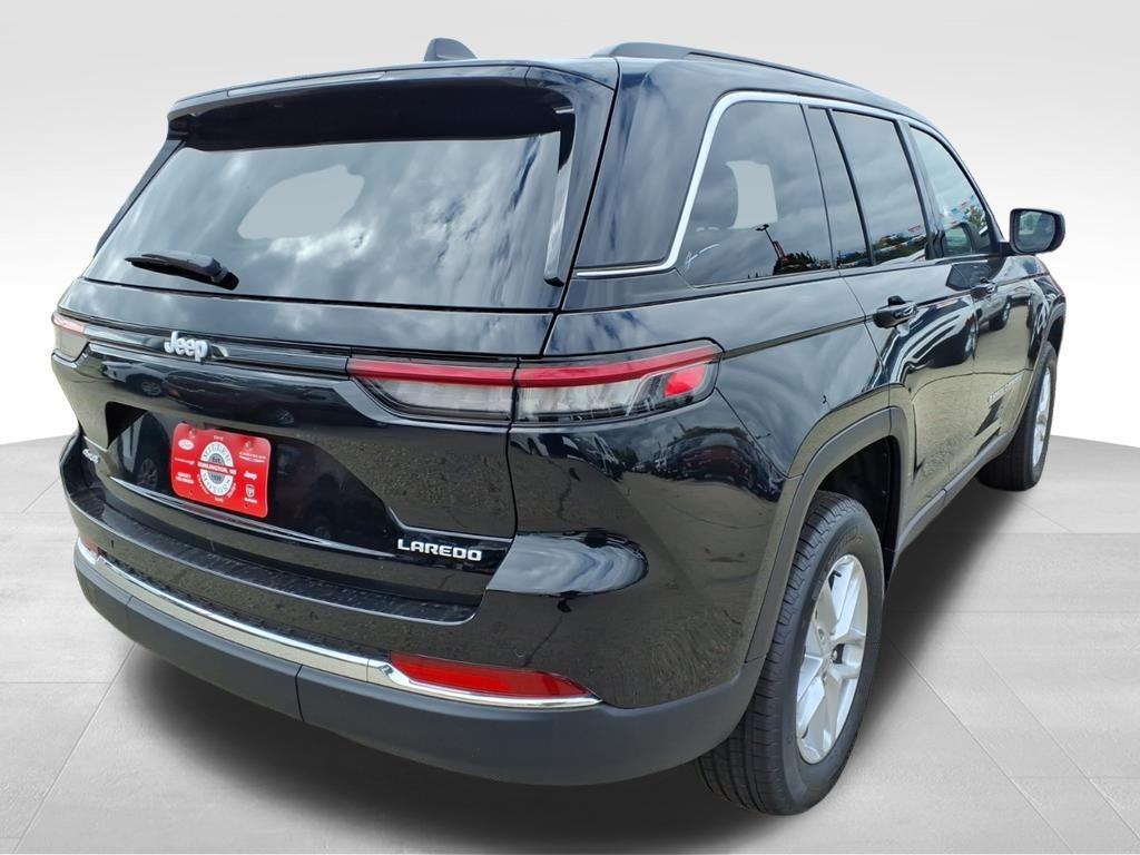 new 2025 Jeep Grand Cherokee car, priced at $39,255