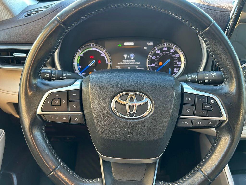 used 2022 Toyota Highlander Hybrid car, priced at $35,950