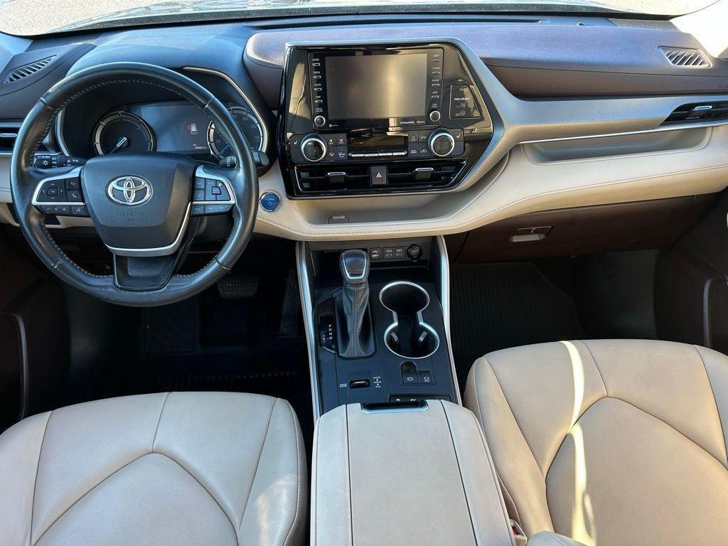 used 2022 Toyota Highlander Hybrid car, priced at $35,950